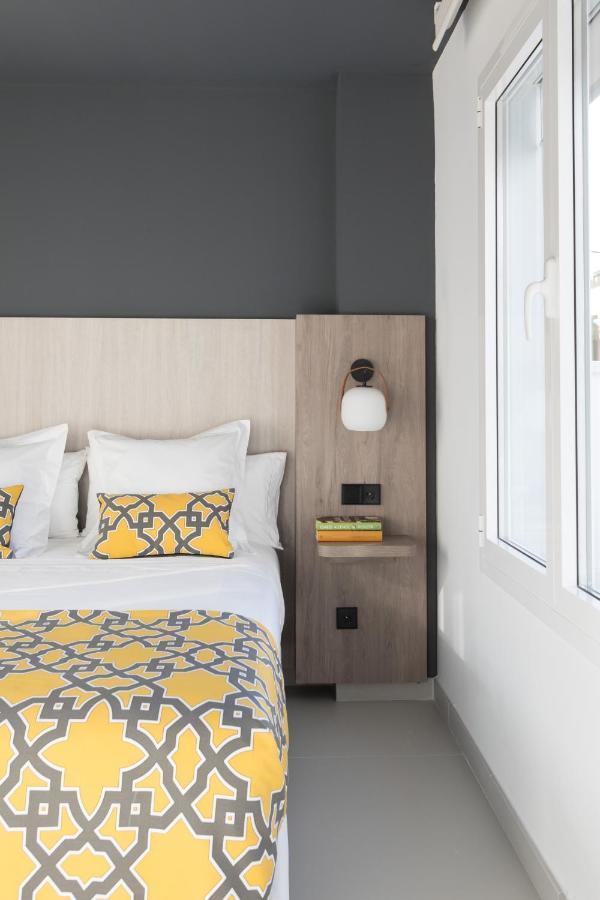 Apartamentos Las Torres Madrid Extérieur photo