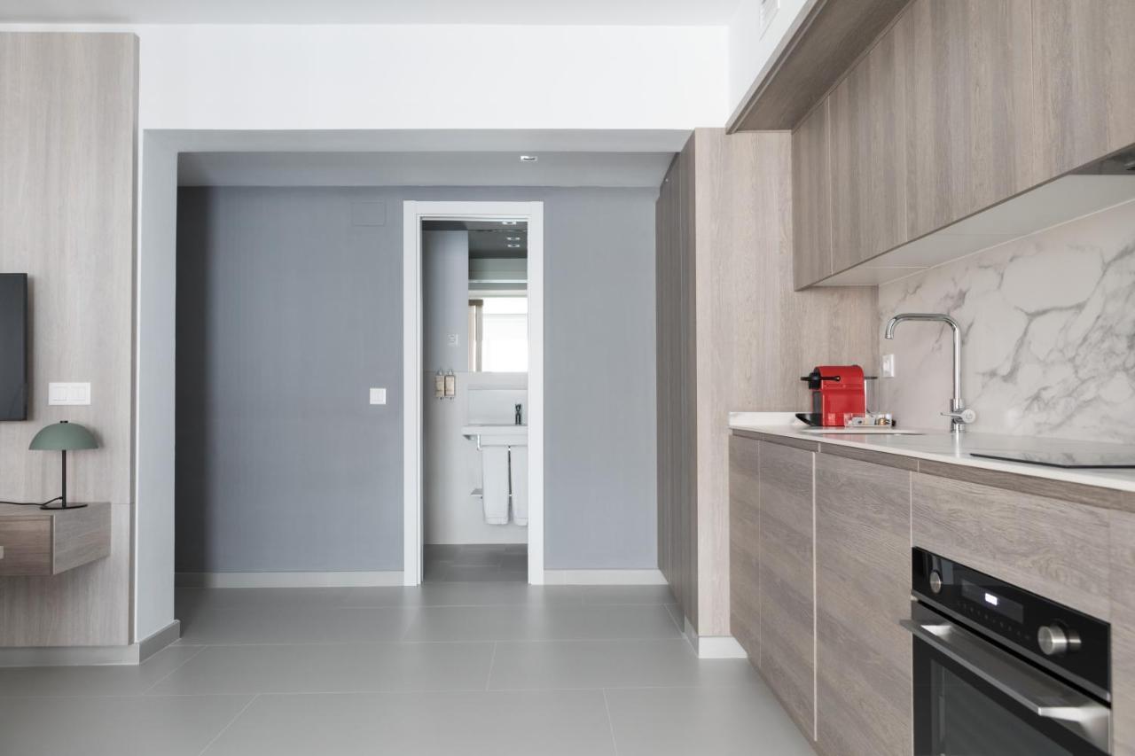 Apartamentos Las Torres Madrid Extérieur photo